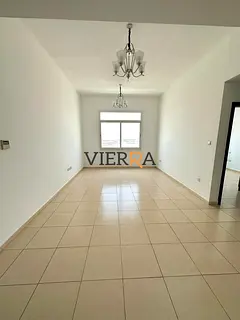 Bigger layout l Open view l Laundry room