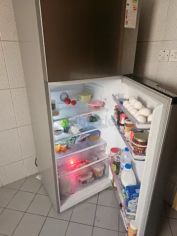 Fridge - Perfect condition, Less than 1 year, 600 AED