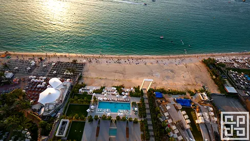 Full Sea Living | 3BR + Maid La Vie