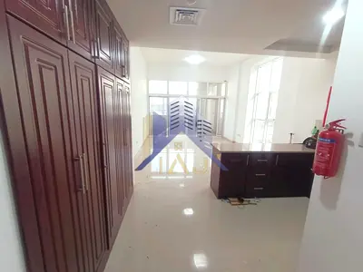 SPACIOUS LUXURY STUDIO WITH PARKING AVAILABLE ON ABU HAIL DEIRA DUBAI