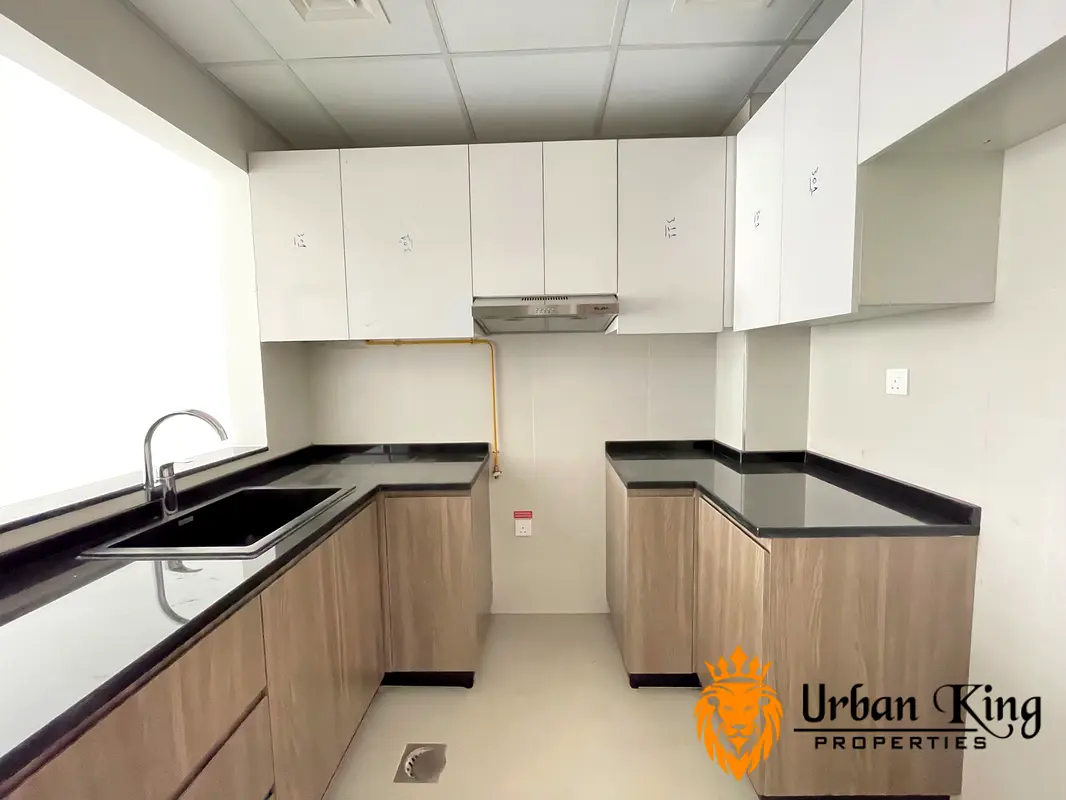 Brand New / 6 Cheques / Hot Offer / All Amenities / For Family