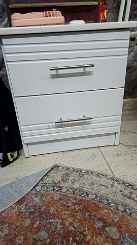 Bed side table