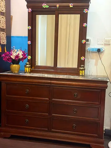 Solid Wood 6-Drawer Dresser with Attached Mirror – Dark Finish