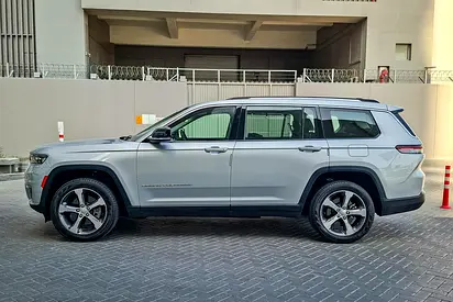 صورة 5 لـ 2023 JEEP GRAND CHEROKEE L