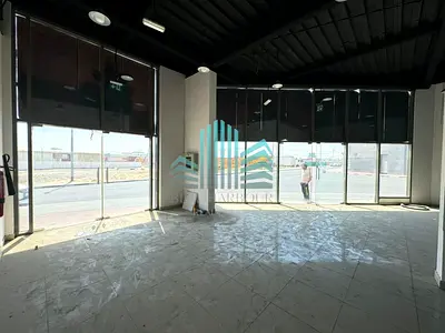 ROAD FACING | READY TO USE | WELL MAINTAINED WITH MEZZANINE OFFICE & WASHROOM