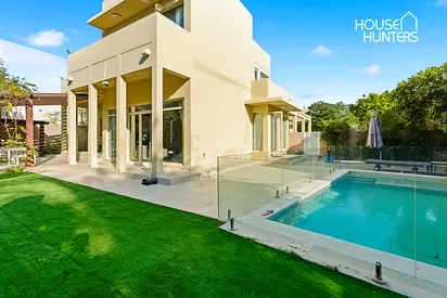 Exclusive | Fully upgraded | Ideal location