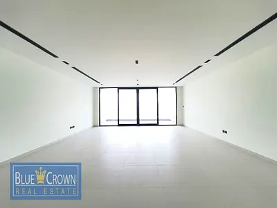 Brand new Sea View 3BR+ 2 Parking Gym Pool 175k