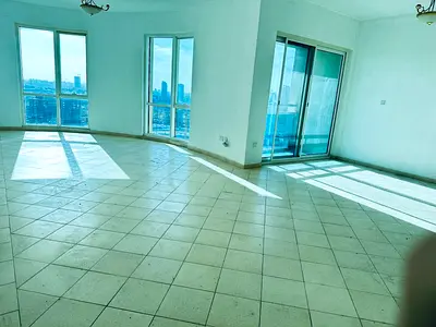 SPECIOUS | HIGH FLOOR | WITH PARKING | VACANT