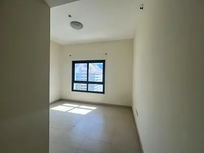 تكييف مجاني باركن جم ومسبح مجاني خزائن بالحائط + ستور