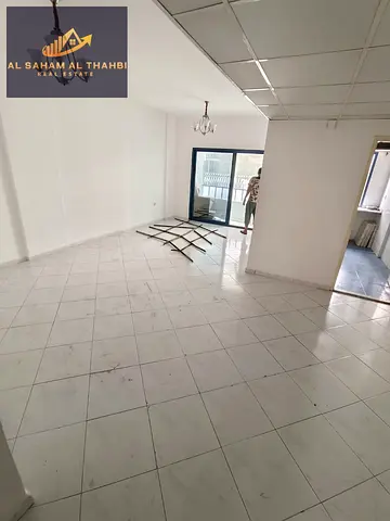 A fantastic opportunity to live in Al Majaz 3! 2-bedroom apartment with a living room – explicit sharing contract