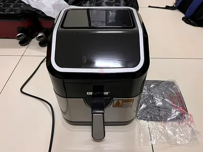 Compact Geepas Air Fryer - 5L (Excellent Condition)