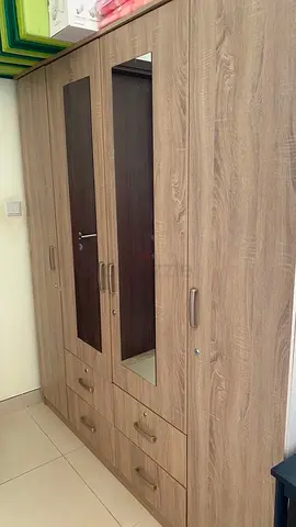 4 Door Wardrobe with Mirrors and Drawers - Light Oak Finish