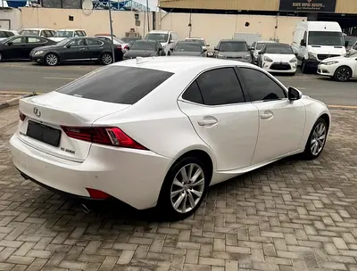2016 Lexus IS-SERIES — фото 5