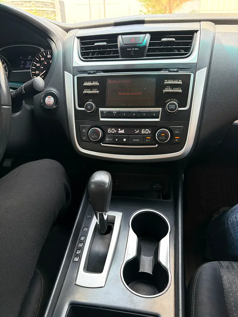 Nissan Altima 2017 — photo 1 of 12