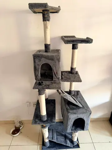 Cat tree in very good condition