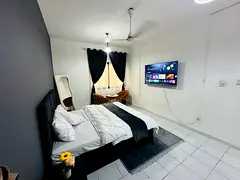 BEST FULL FURNISED STUDIO ROOM FOR FAMILY  COUPLE NEAR BY SHARAF DG  METRO EXIT 4 FROM 7-8 AWAY