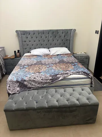 Grey Tufted King Bed Frame with Upholstered Headboard and Storage Bench