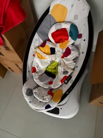 Colorful 4moms Baby Bouncer - Fun  Comfortable!