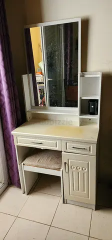 White Dressing Table with Mirror and Drawers