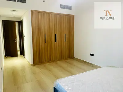 BRIGHT 1 BR | FURNISHED | BIGGER LAYOUT | VACANT