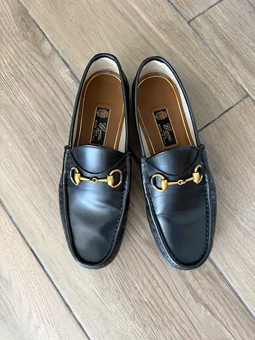 AED 4,200 Gucci Horsebit Loafers - size 42