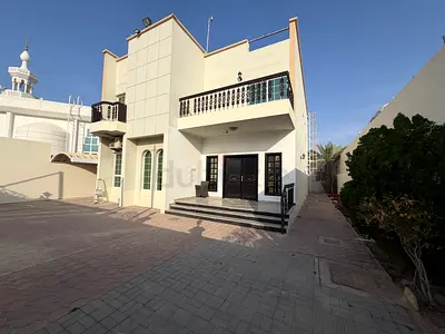 Furnished room available for single lady with shared equipped kitchen and free WiFi @2400