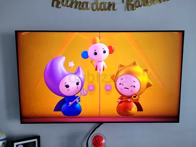 Samsung CU7000 55-inch 4K Smart TV - Excellent Condition