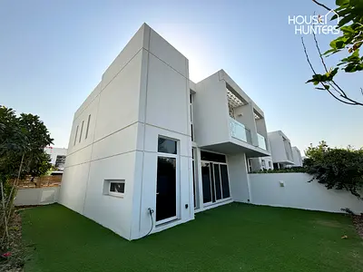 End Unit | 3-Bedroom Townhouse | Large Plot