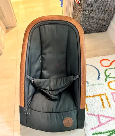 Baby Rocker / Bassinet Seat with Wooden Frame - Good Used Condition