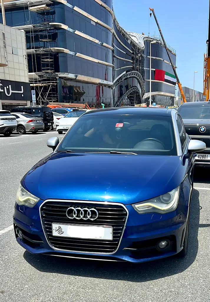 Audi A1 2014 — photo 1 of 6