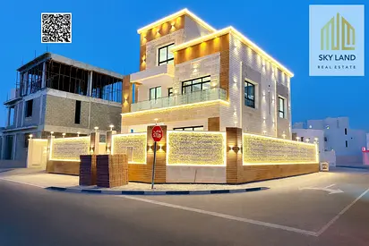 Corner Villa - Two Floors and Roof - Registration Included