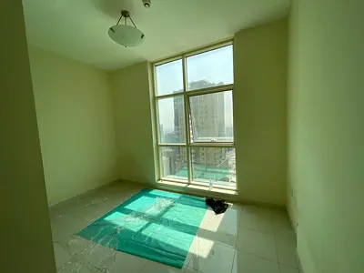 Spacious areas, open view, free maintenance, central air conditioning, prime location close to all services,