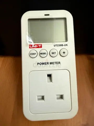 Power meter - UNI-T UT230B-UK
