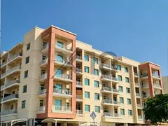 Vacant 1BR in Mazaya 25 | Community View | Liwan