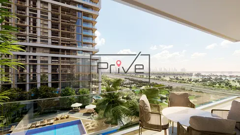 Luxurious Apartment |Prime Location| Genuine Deal