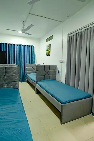 Executive Bed Space for Working Professionals/near by Al nadha metro /dafza metro/Malayali only