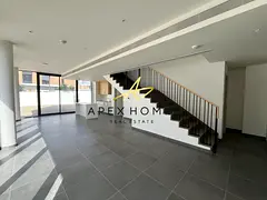 Single Row | Close to Park | Sky Suite