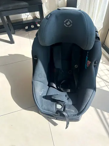 Maxi cosi carseat AxissFix iso 2