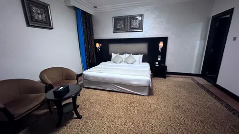 FREE FREE SEWA GYM POOL PARKING WI-FI INCLUDING ALL BILL 3000 ONLY