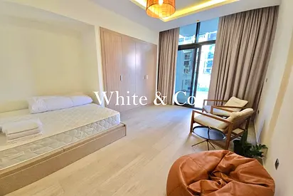 SEMI FUNRISHED | LARGE BALCONY| 12 CHEQUES