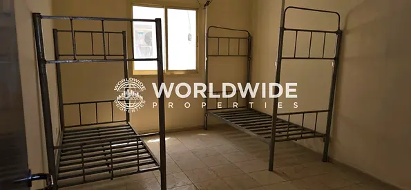 ٣٠ غرفة | جاهزة للسكن | ٣١٠٠ درهم إماراتي للغرفة | مكيف هواء متوفر | تتسع من ١٠ إلى ١٢ شخصًا