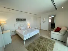 Walking distance to the kite Beach,  Room in very peaceful Villa
