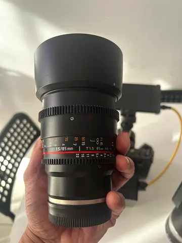 Sony lens 85 MM 1.5 manual lens