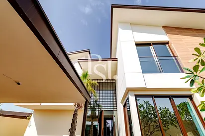 Single Row | Private Pool | Near Facilities