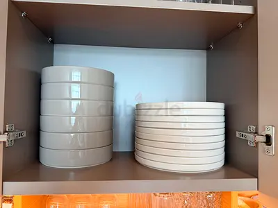 26 piece set of dinner plates, bowls, cups