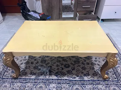 Wooden Coffee Table with Carved Curved Legs - Cream/Gold