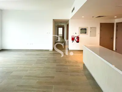 Stunning Full Canal View | 3BR+Maid | High ROI