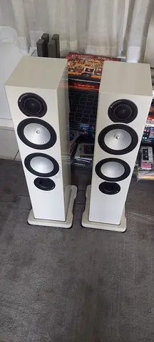 Monitor Audio Silver RX6 floorstanding speakers (gloss white)
