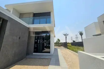 PRIME LOCATION | VACANT AND READY | CORNER UNIT