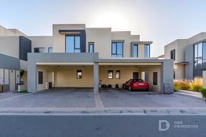 Unfurnished | Available | Landscaped Garden